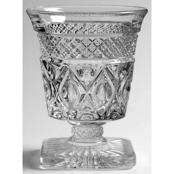 Imperial Cape Cod Pressed Glass 3 1/2-inch 4-oz Footed Oyster Fruit Cocktail - Picture 1 of 6